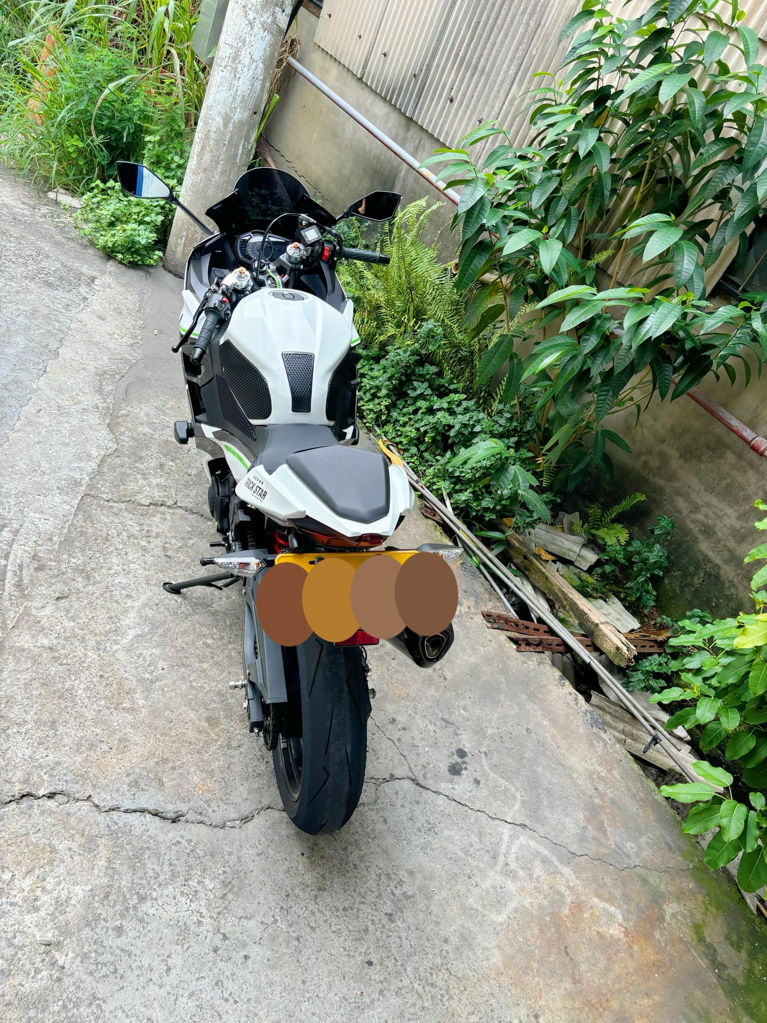 KAWASAKI NINJA400 - 中古/二手車出售中 KAWASAKI 忍者400 | 個人自售