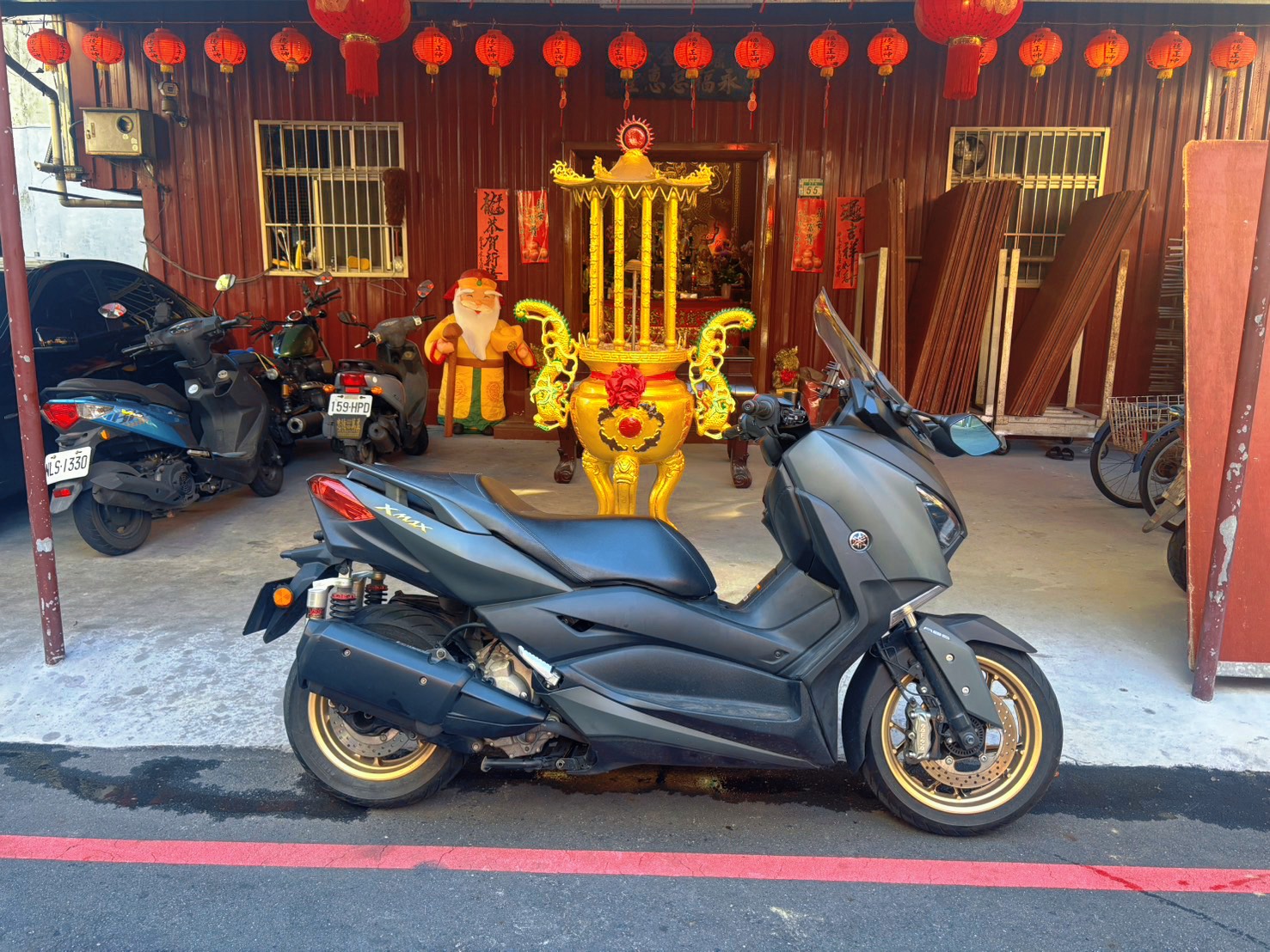 Yamaha X-Max 300 ABS - Bis 125 Ccm Motorräder - Moto Center Winterthur