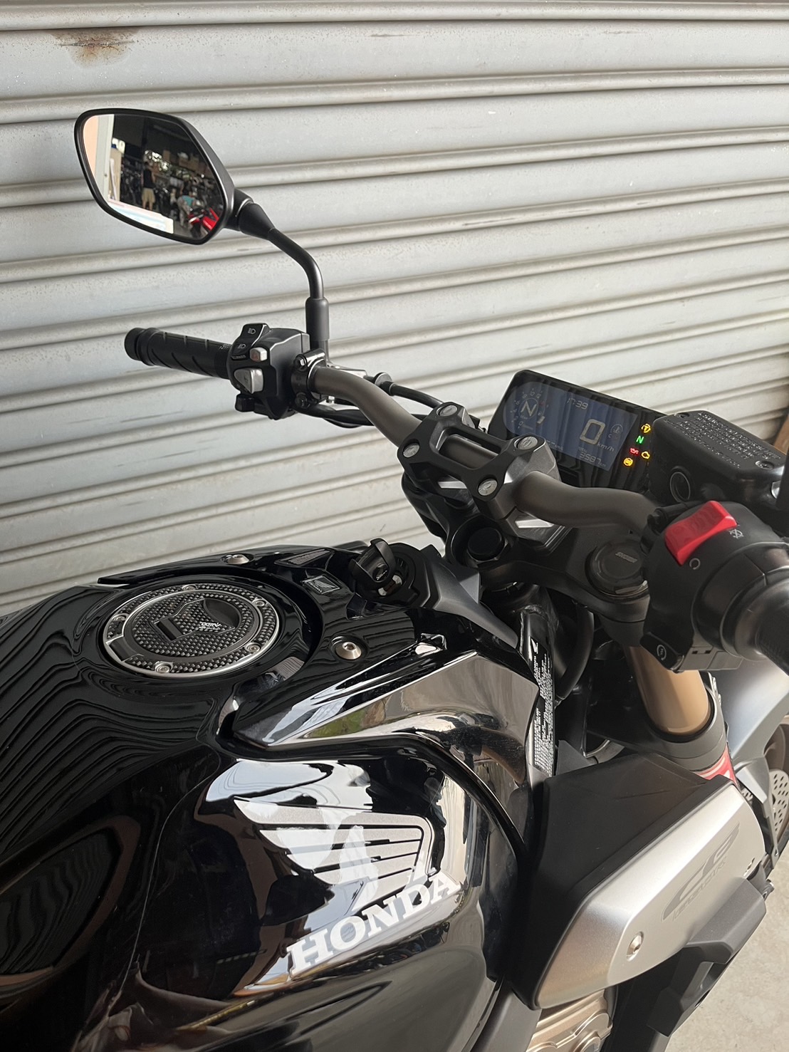 HONDA CB650R - 中古/二手車出售中 HONDA CB650R 台本 僅三千公里 極品車況 | 個人自售