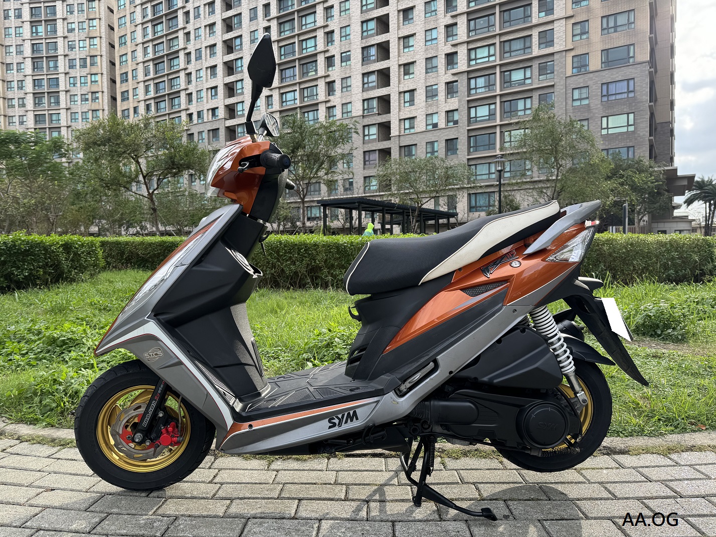 三陽 戰梭 115 - 中古/二手車出售中 【新竹長龍車業】SYM 三陽 iRX 115 | 新竹長龍車業行