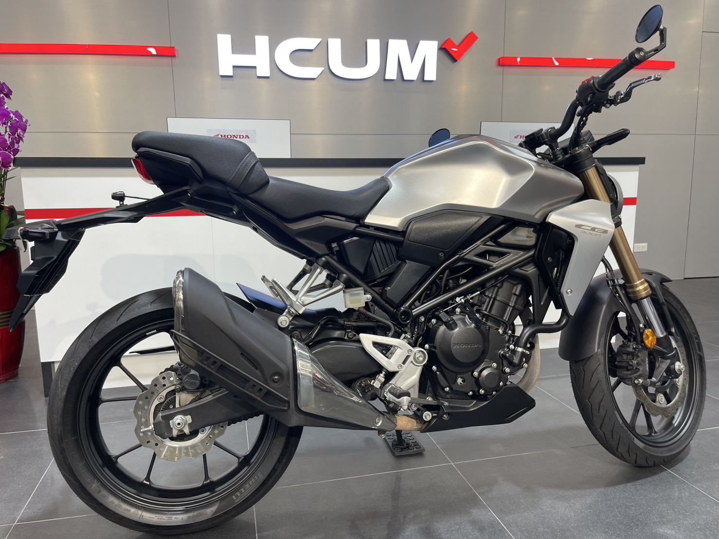 HONDA CB300R - 中古/二手車出售中 車款 : CB300R 出廠年份：2020 領牌年份：2020.02 行駛里程：10912公里 車輛所在：新北市中和區 | 個人自售