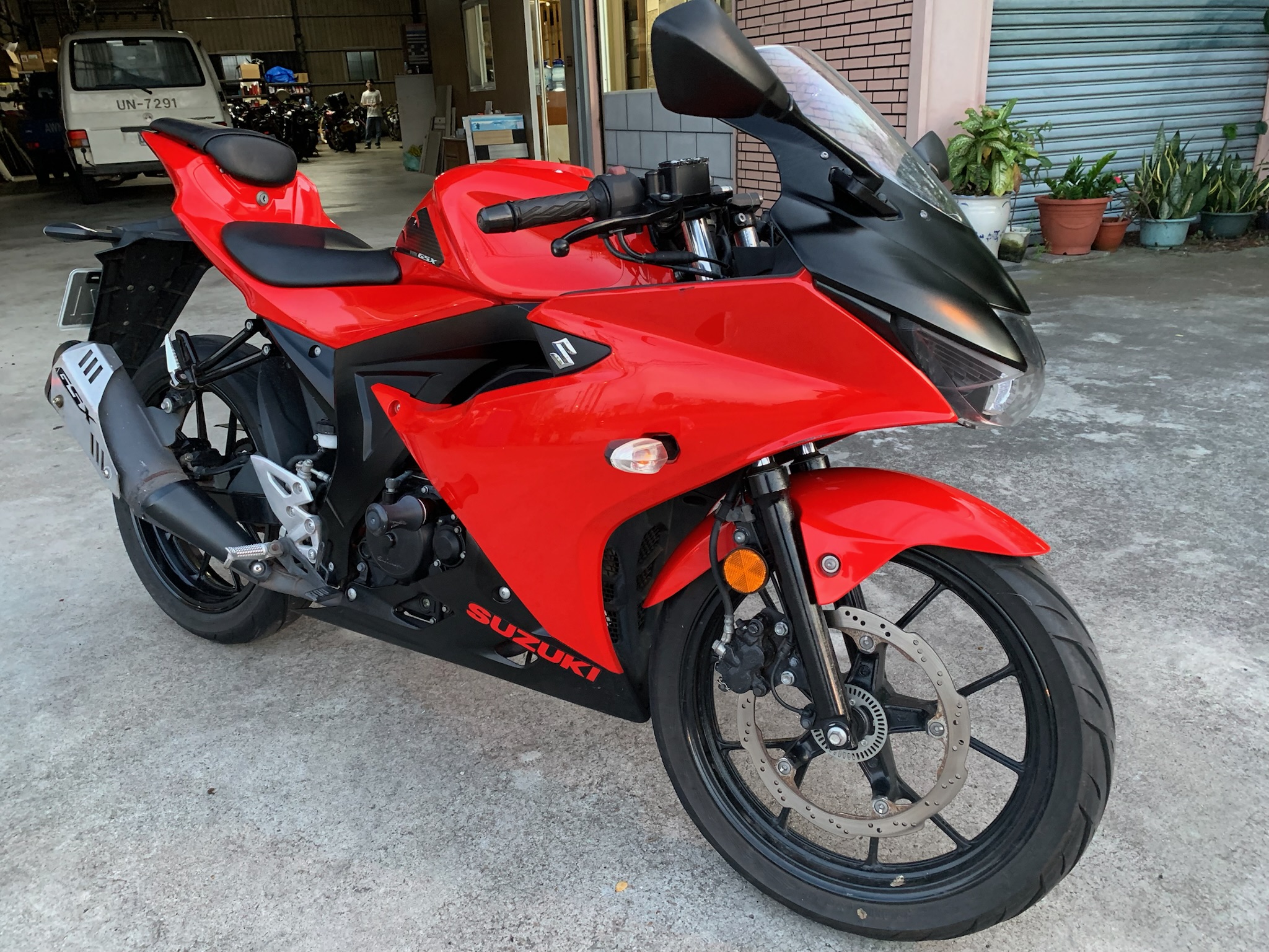 SUZUKI GSX-R150 - 中古/二手車出售中 售2018 suzuki GSXR150 小阿魯！里程僅一萬初！ | 繪馬輕重型機車