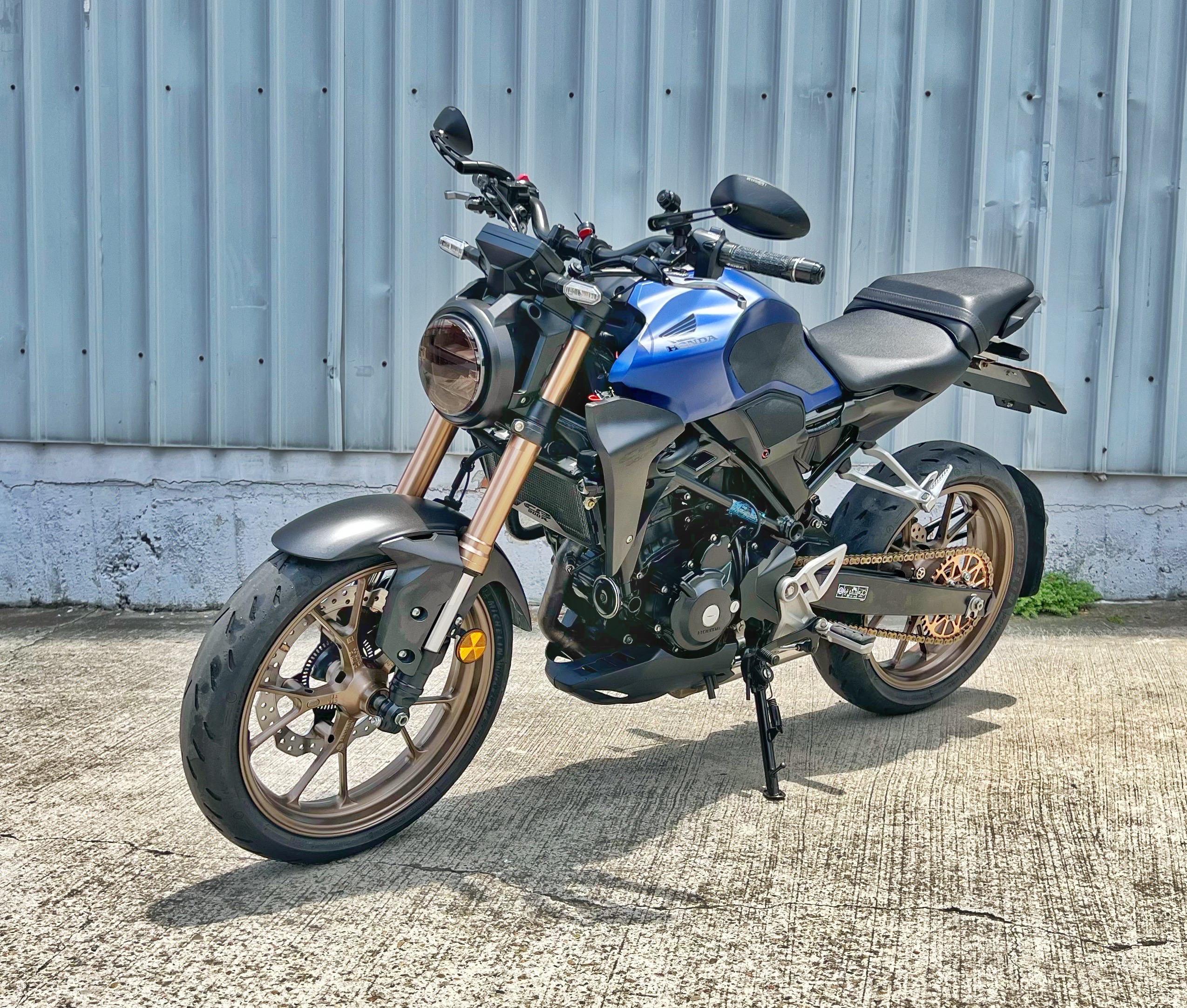 HONDA CB300R - 中古/二手車出售中 2019年 台本車 CB300R 多樣改裝 無摔 無事故 | 阿宏大型重機買賣