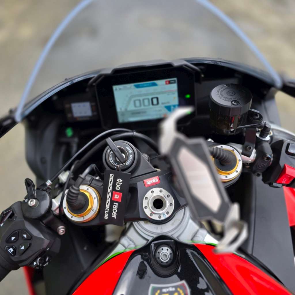 APRILIA RSV4 1100 FACTORY - 中古/二手車出售中 APRILIA RSV4 FACTORY 工廠版 | 個人自售