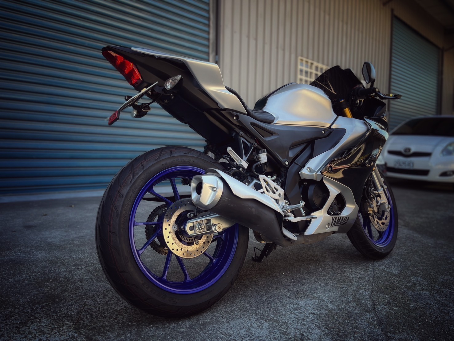 YAMAHA YZF-R15 - 中古/二手車出售中 R15v4M 一手車 基本改裝 無摔車無事故 小資族二手重機買賣 | 小資族二手重機買賣