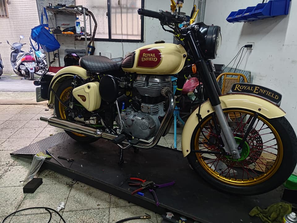 【個人自售】ROYAL ENFIELD Classic Chrome 500 EFI - 「Webike-摩托車市」 皇家菲爾德 re500