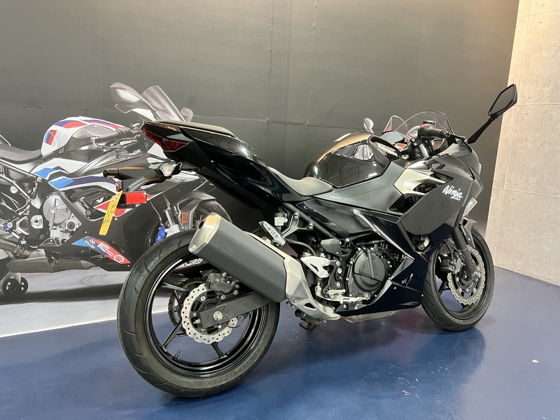 KAWASAKI NINJA400 - 中古/二手車出售中 2021 Kawasaki Ninja400 | 哈斯重機