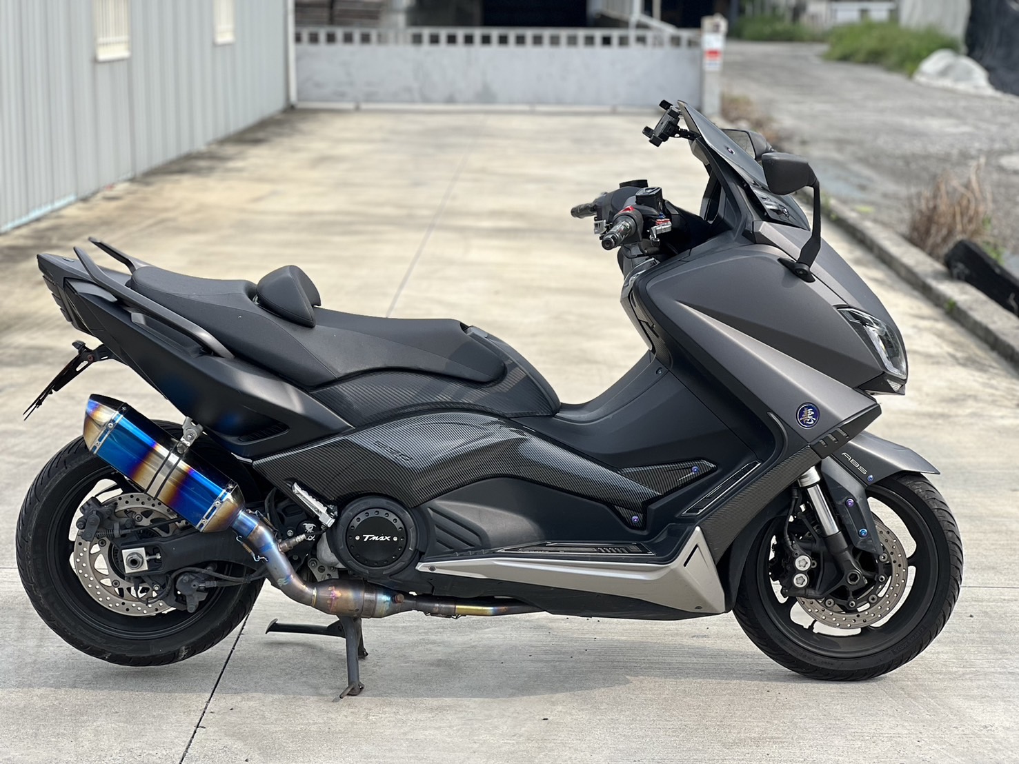 YAMAHA TMAX530 - 中古/二手車出售中 T-MAX(排氣管 卡夢件) | YSP 建興車業