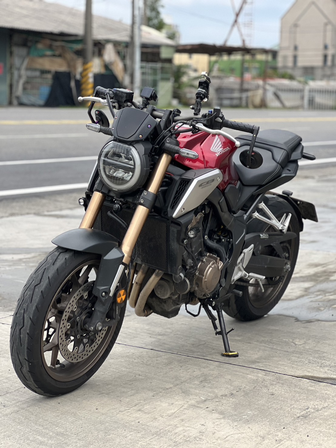 HONDA CB650R - 中古/二手車出售中 CB650r (全馬 霧燈 排氣管） | YSP 建興車業