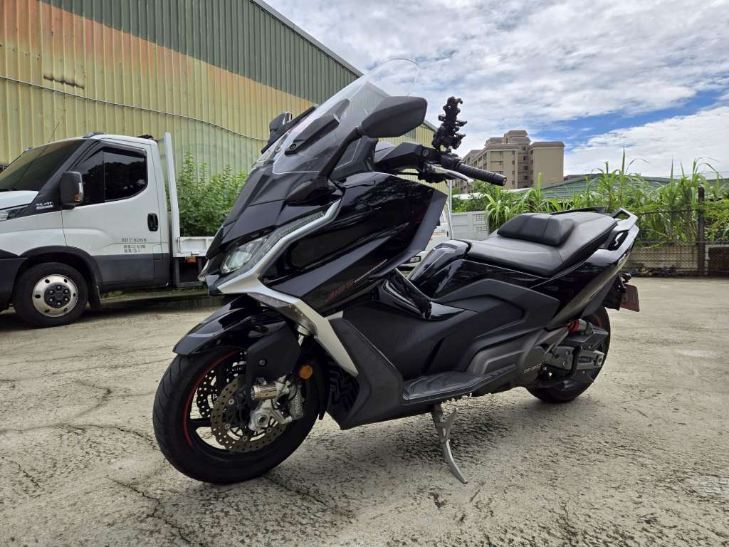 光陽 AK 550 - 中古/二手車出售中 [出售] 2023年 光陽 KYMCO AK2 AK550  | 老爹重機