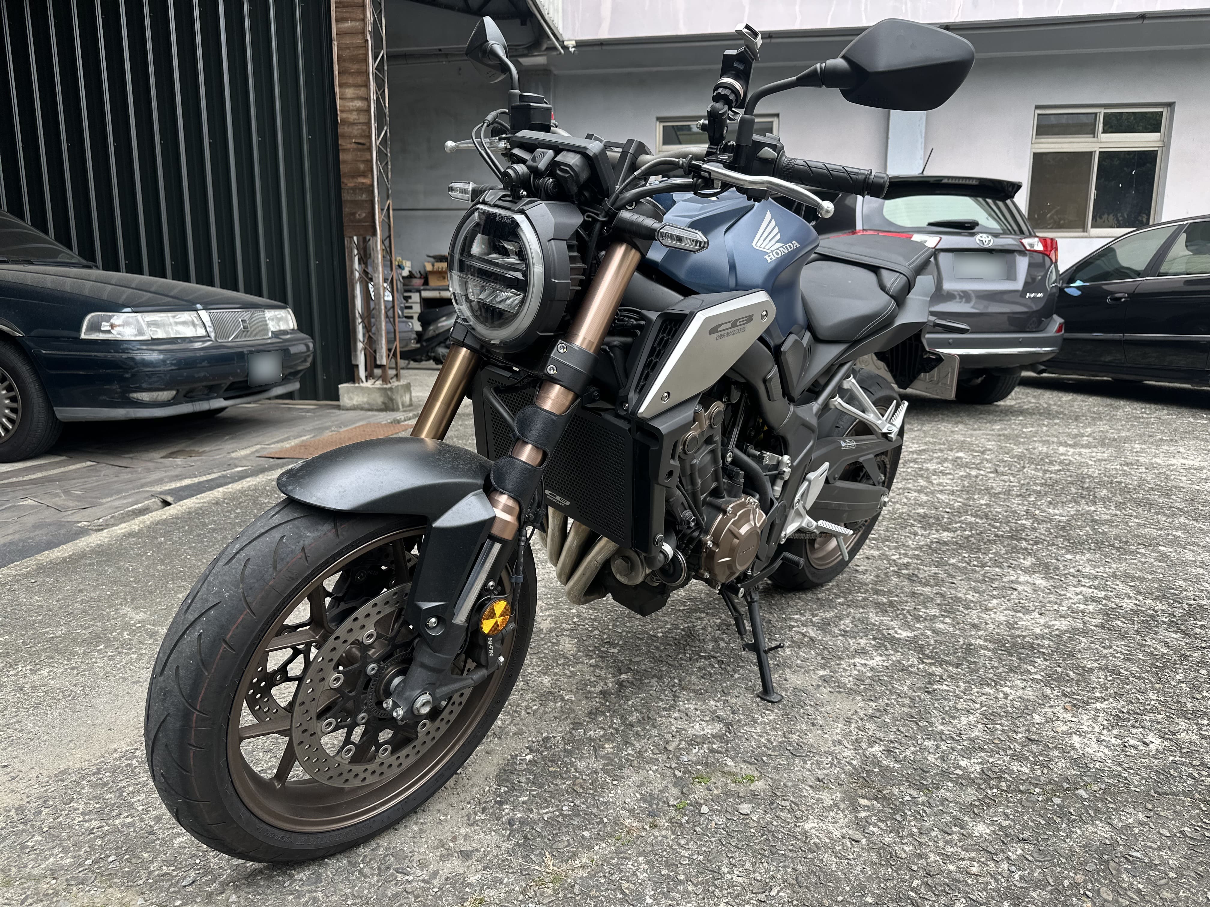 HONDA CB650 - 中古/二手車出售中 2022年 HONDA CB650R/0元交車/分期貸款/車換車/線上賞車/到府交車 | 翊帆國際重車