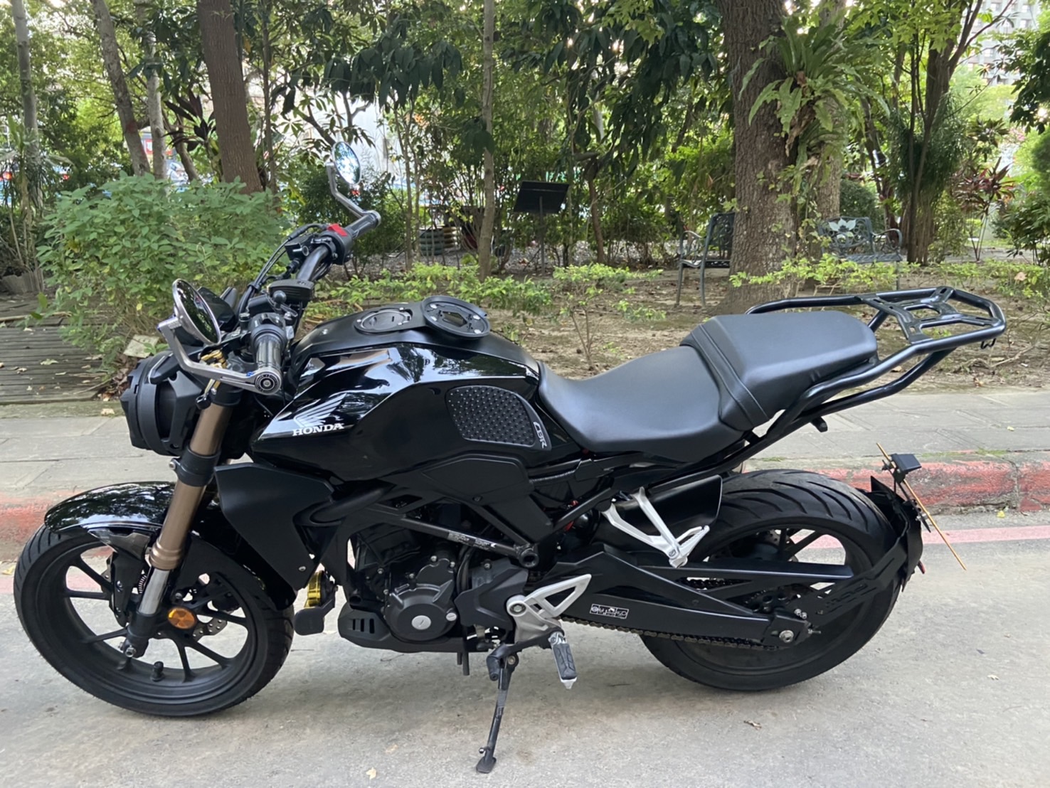 HONDA CB300R - 中古/二手車出售中 美車託售2021年台本車.車況極佳.妥善率高.立馬可環島.全額銀貸免保人 | 立帆國際重機代銷中心