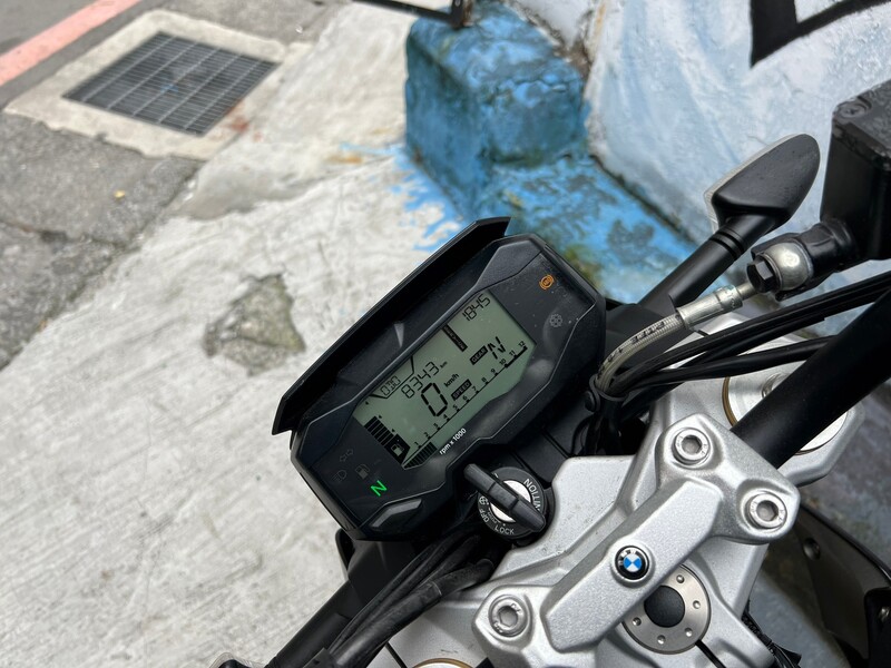 BMW G 310 R - 中古/二手車出售中 BMW G310R 協助分期、託運、換車補貼、代償結清 Line ID:@q0984380388 | 小菜輕重機