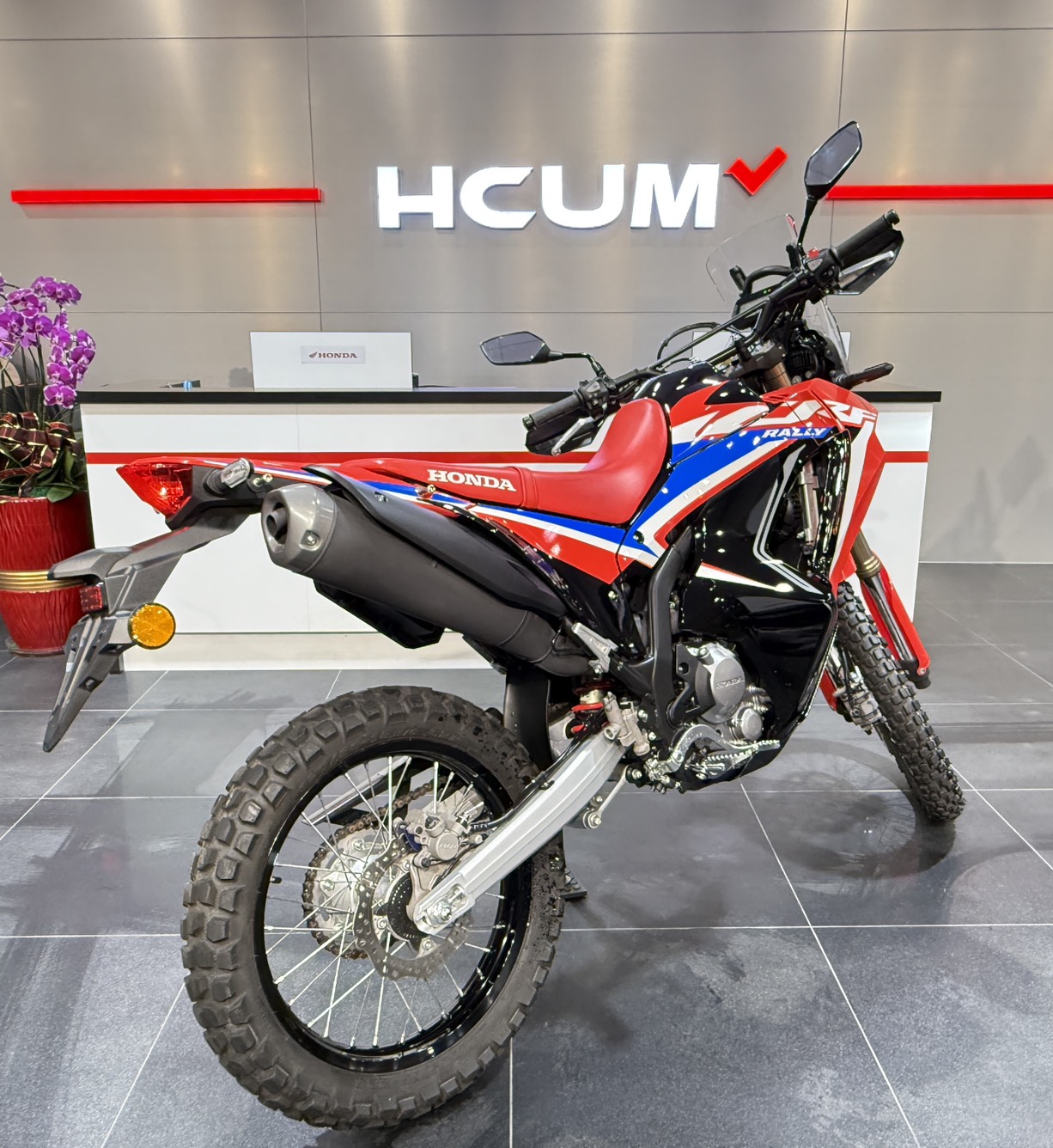 HONDA CRF300 RALLY - 中古/二手車出售中 車款 : CRF300 Rally 出廠年份：2023 領牌年份：2023.03 行駛里程：1080公里 車輛所在：新北市中和區 | 個人自售