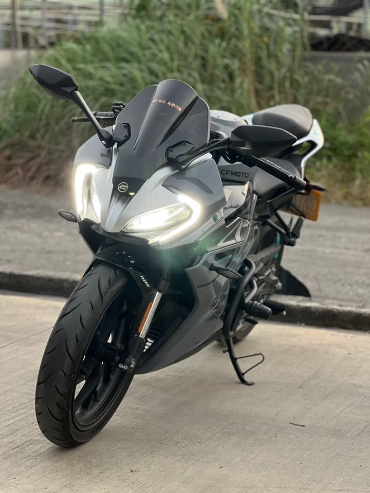 CFMOTO 300SR - 中古/二手車出售中 春風 300SR(近全新 保桿） | YSP 建興車業