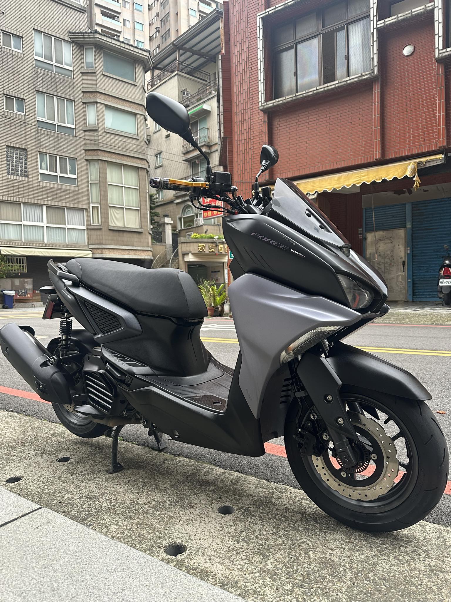 【個人自售】山葉 FORCE2.0 - 「Webike-摩托車市」 出售 2022 YAMAHA 山葉 FORCE 2.0 ABS+TCS 原廠(GQZ155A)