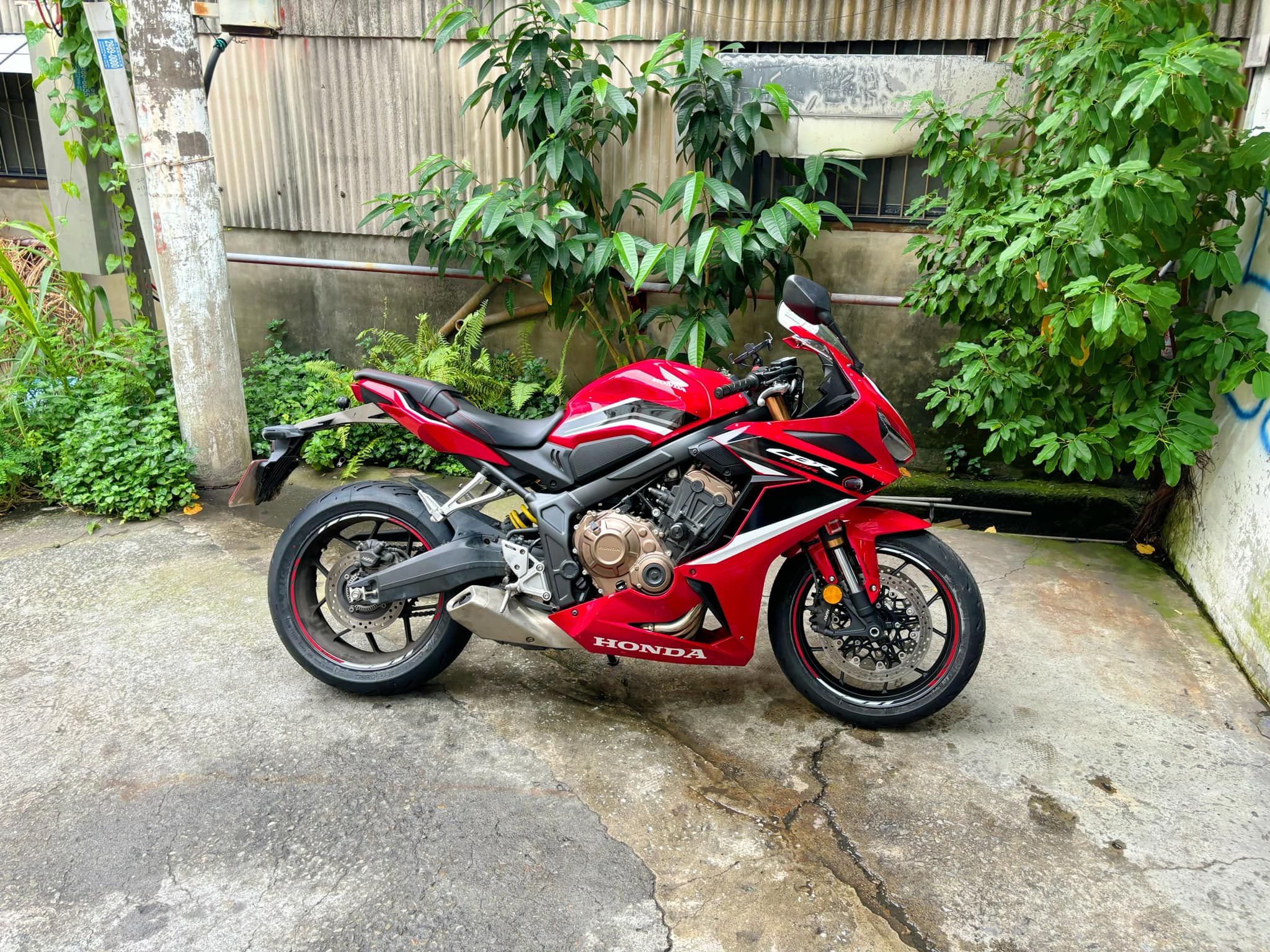 HONDA CBR650R - 中古/二手車出售中 HONDA CBR650R 台本車 | 個人自售