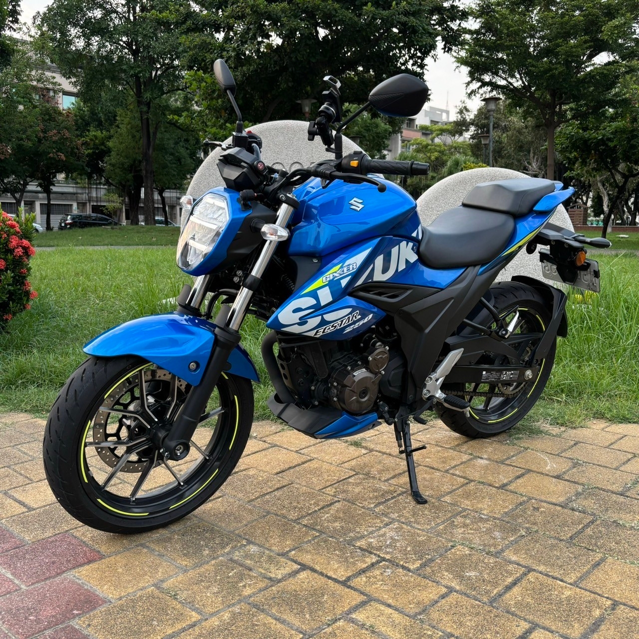 【貳輪嶼中古機車專賣-台南店】SUZUKI GIXXER 250 - 「Webike-摩托車市」 2022 台鈴 Gixxer 250 ABS #8336 現況販售