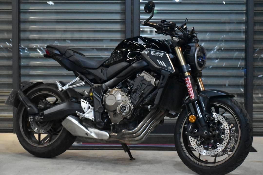 【小資族二手重機買賣】HONDA CB650R - 「Webike-摩托車市」 基本改裝 黑色系 小資族二手重機買賣