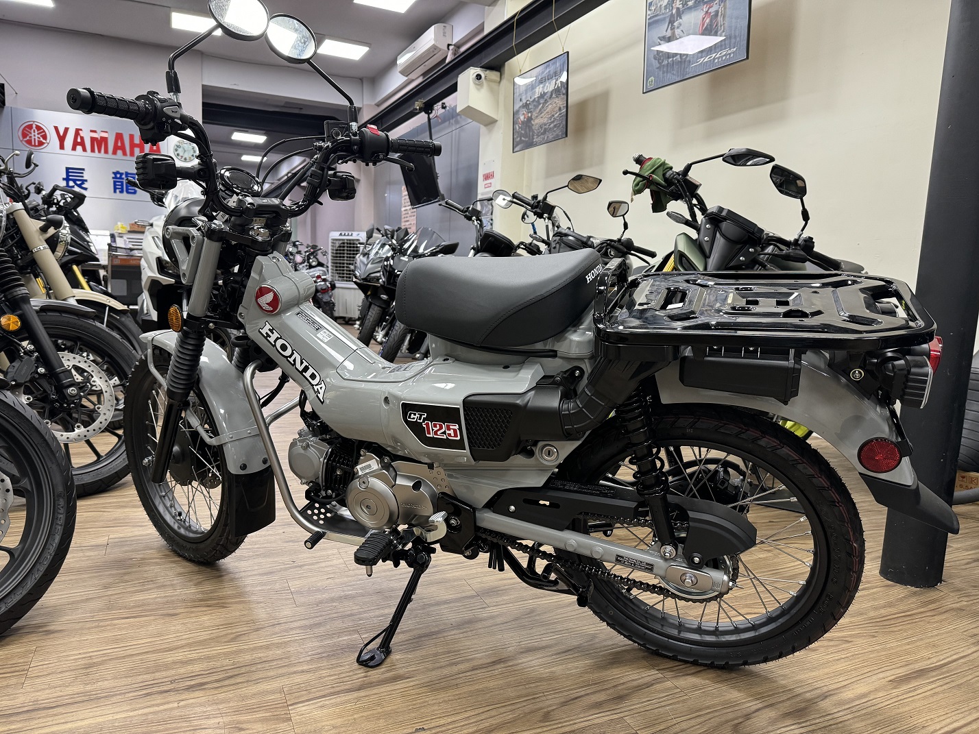 HONDA CT125新車出售中 【新竹長龍車業】2024 CT125 白色/水泥灰 | 新竹長龍車業行