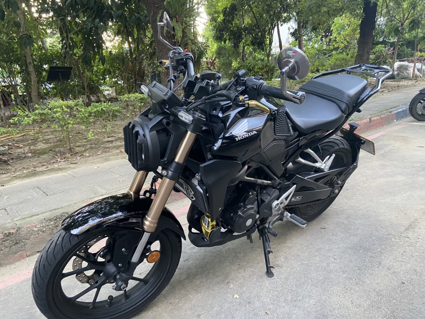 HONDA CB300R - 中古/二手車出售中 美車託售2021年台本車.車況極佳.妥善率高.立馬可環島.全額銀貸免保人 | 立帆國際重機代銷中心