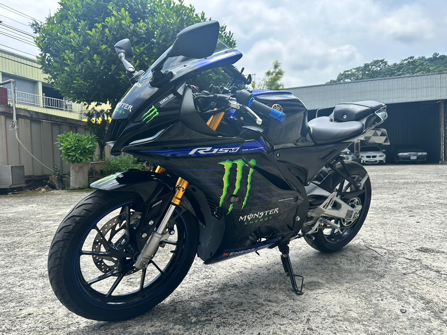 YAMAHA YZF-R15 - 中古/二手車出售中 2022年 YAMAHA YZF-R15M 魔爪/0元交車/分期貸款/車換車/線上賞車/到府交車 | 翊帆國際重車