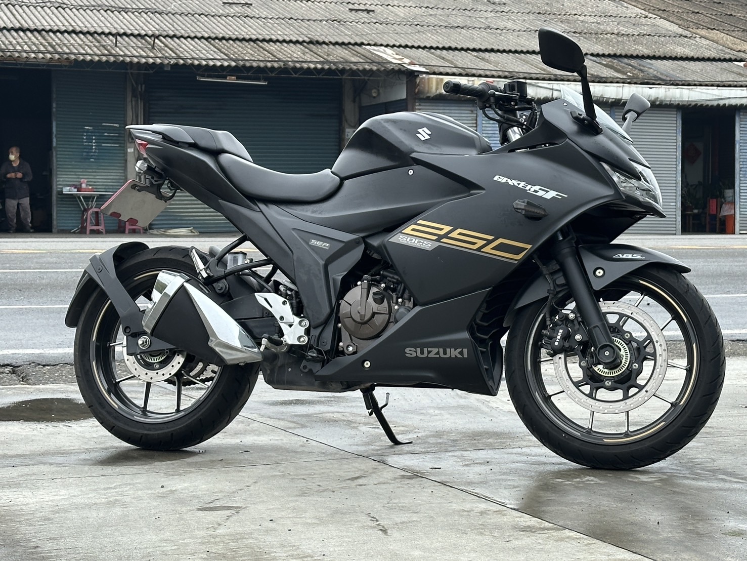 SUZUKI GIXXER 250 - 中古/二手車出售中  Gixxer SF 250 (近全新） | YSP 建興車業