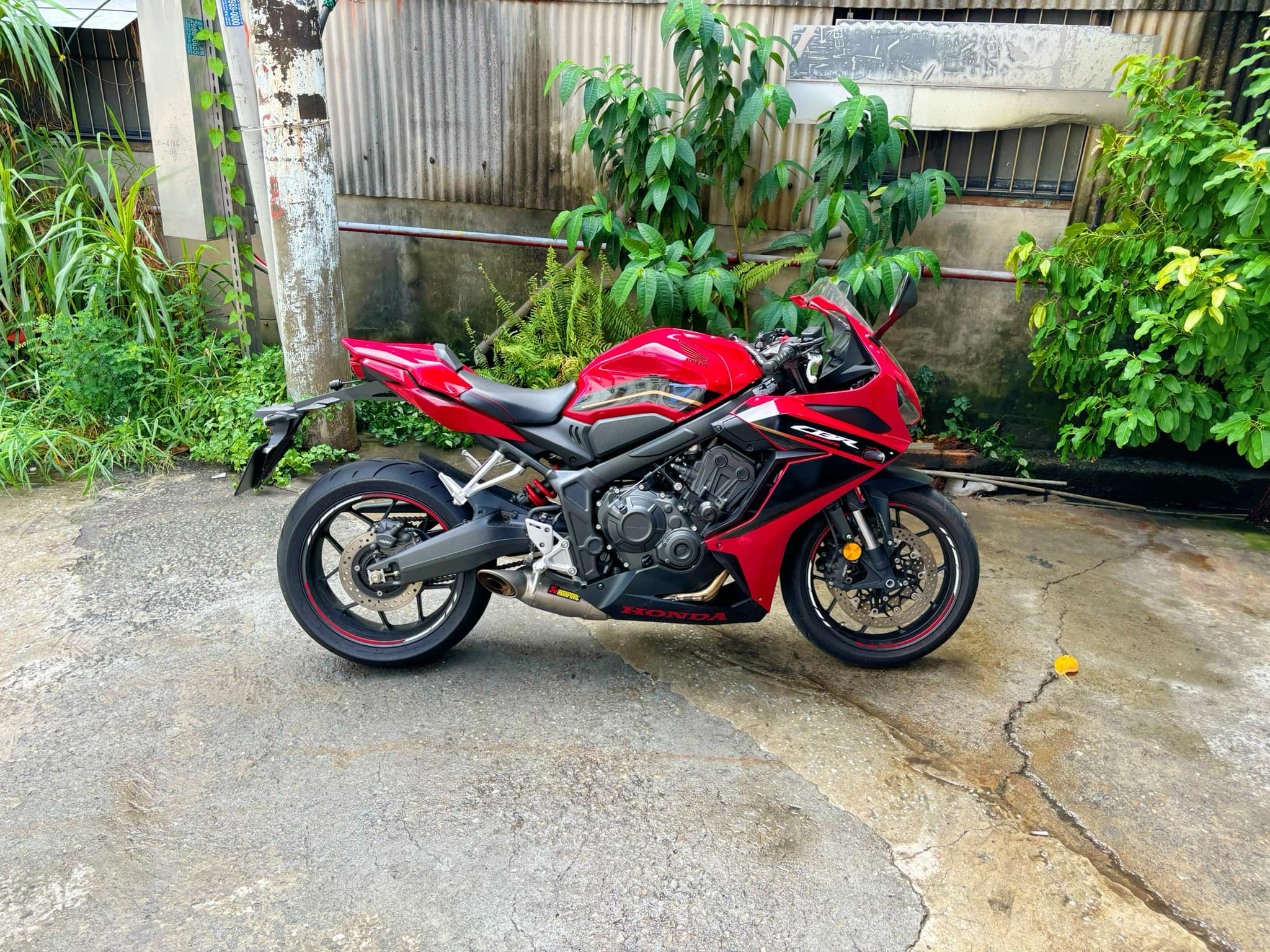 HONDA CBR650R - 中古/二手車出售中 HONDA CBR650R 台本車 | 個人自售