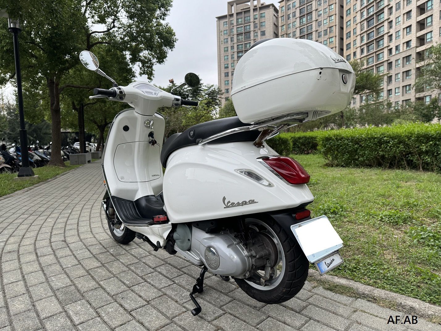 VESPA Vespa 125 Primavera - 中古/二手車出售中 【新竹長龍車業】VESPA 偉士牌 春天125 | 新竹長龍車業行