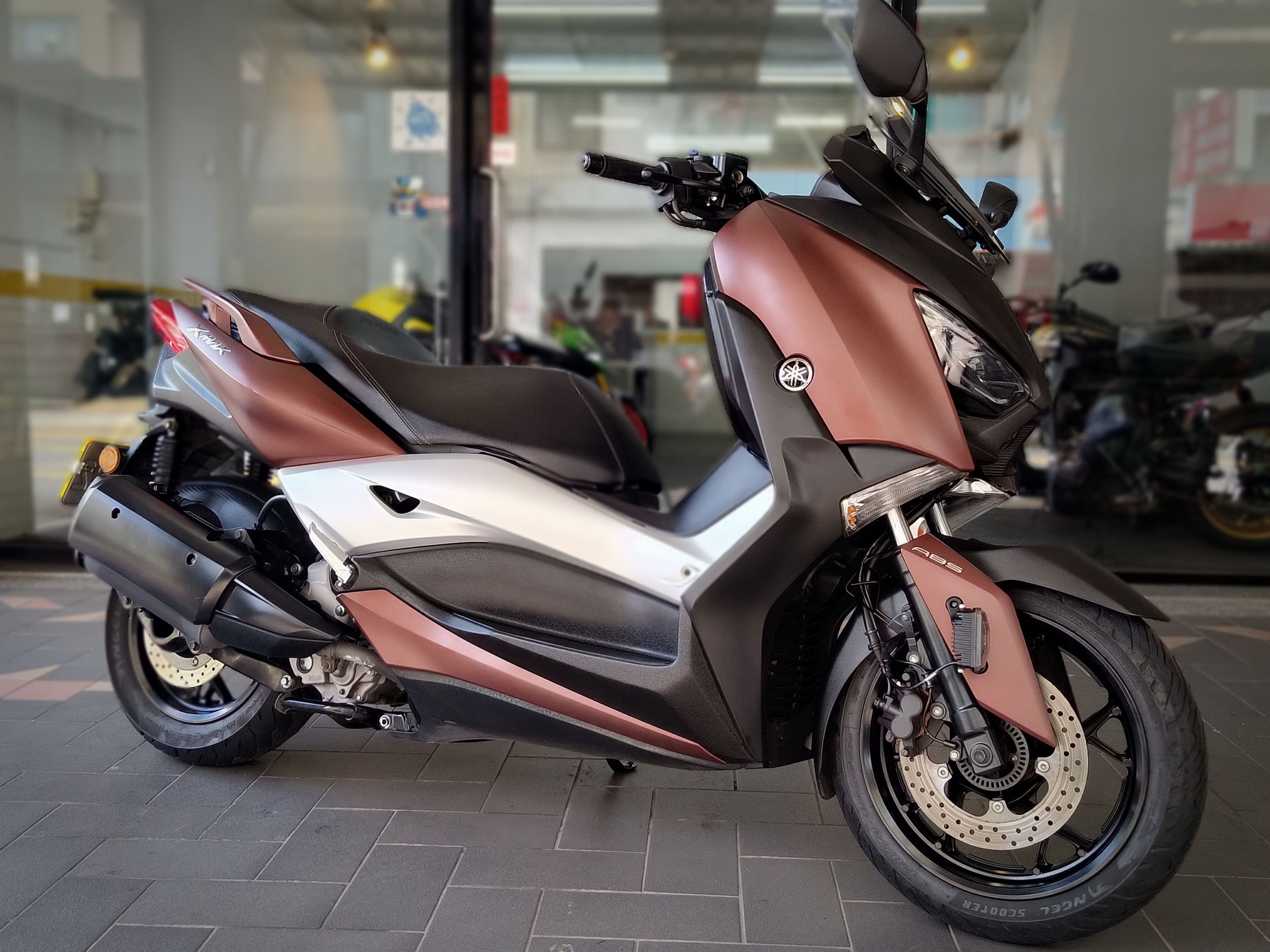 YAMAHA X-MAX 300 - 中古/二手車出售中 X-MAX ABS 總代理，無傷漂亮只跑12480km | 成蘆進口摩托車