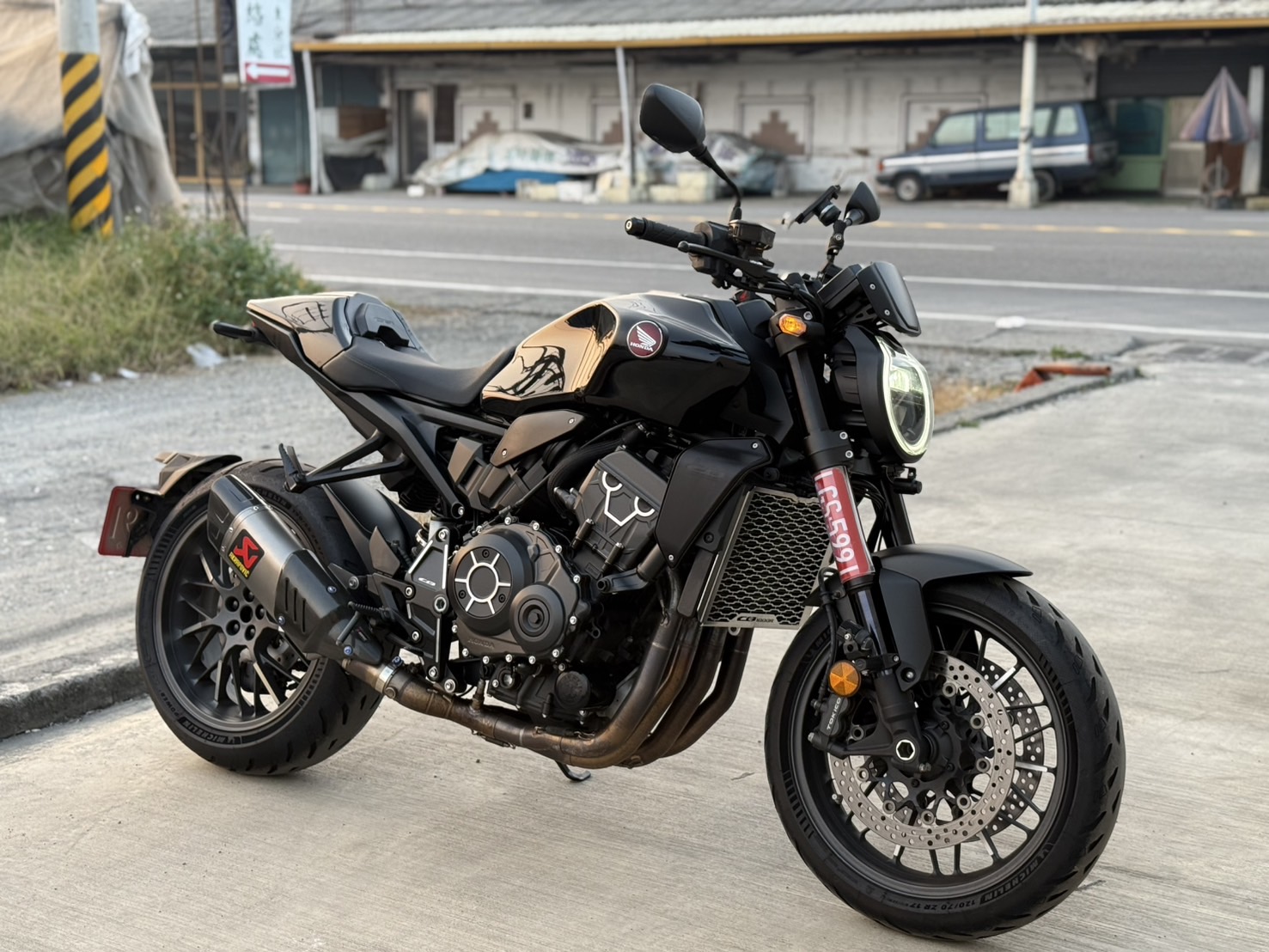 HONDA CB1000R - 中古/二手車出售中 CB1000R+(鈦蠍） | YSP 建興車業