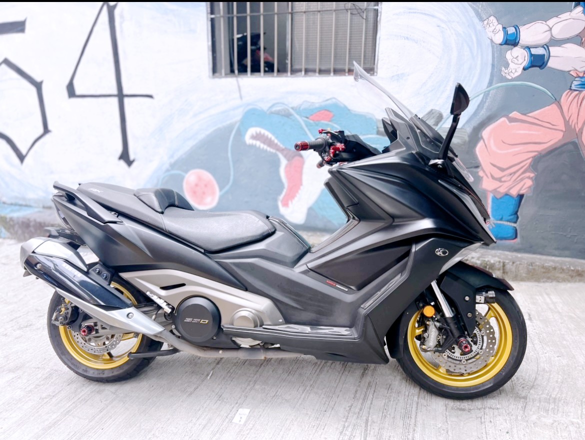 光陽 AK 550 - 中古/二手車出售中 KYMCO AK550 | 大蔡