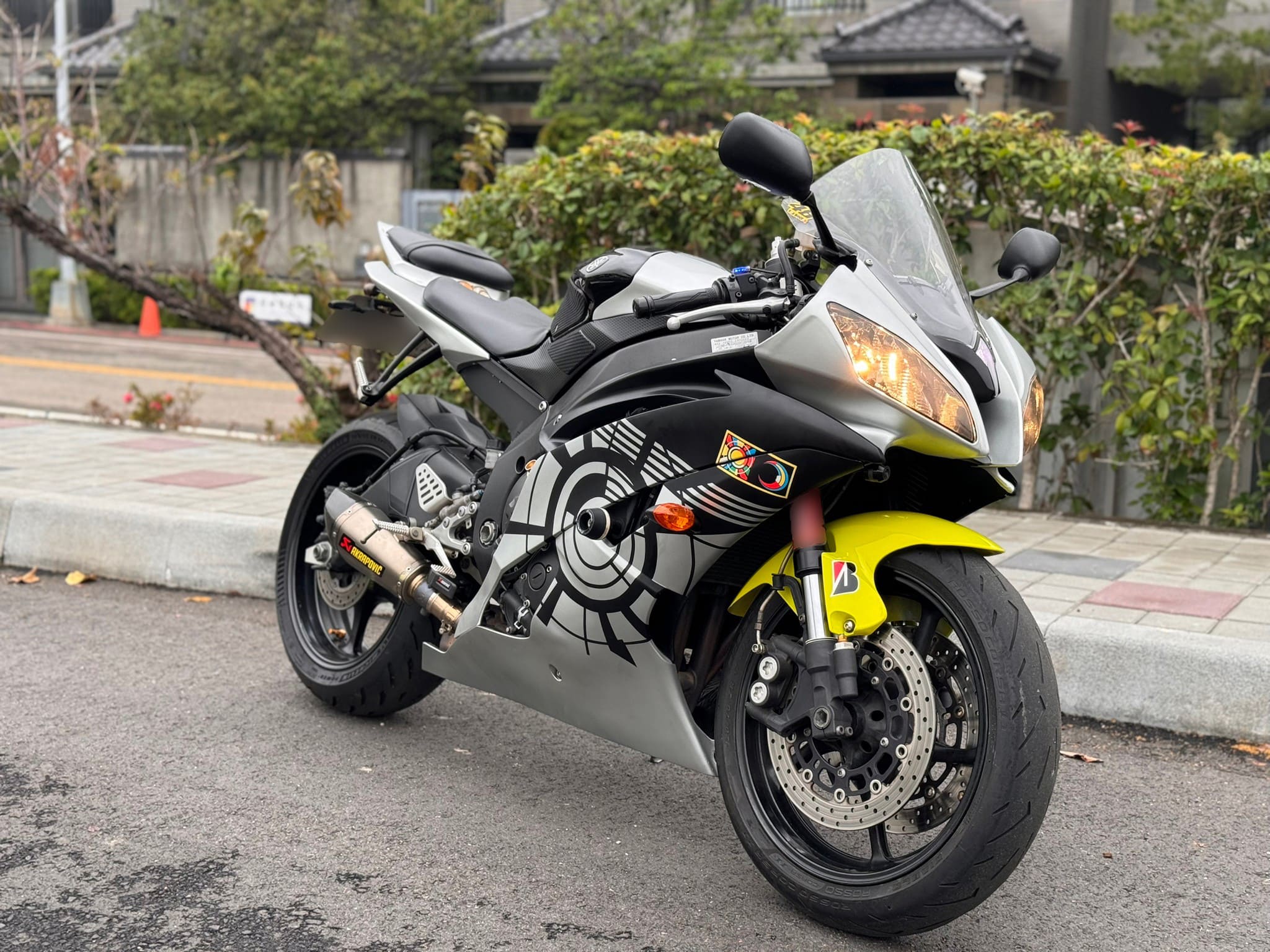 YAMAHA YZF-R6 - 中古/二手車出售中 2011年 YAMAHA YZF-R6/0元交車/分期貸款/車換車/線上賞車/到府交車 | 翊帆國際重車