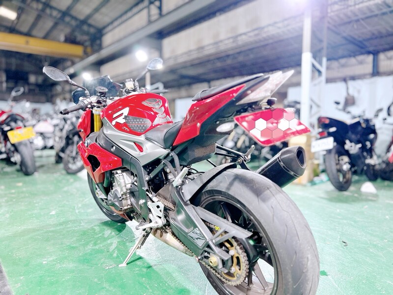 BMW S1000R - 中古/二手車出售中 BMW S1000R頂配公司車 可分期 協助託運 換車補貼 代償結清 LIne ID:@q0984380388 | 小菜輕重機