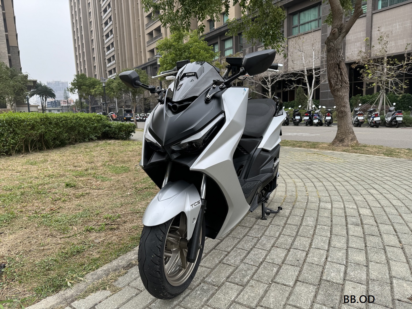 【新竹長龍車業行】光陽 KRV - 「Webike-摩托車市」 【新竹長龍車業】KYMCO 光陽 KRV 180 TCS