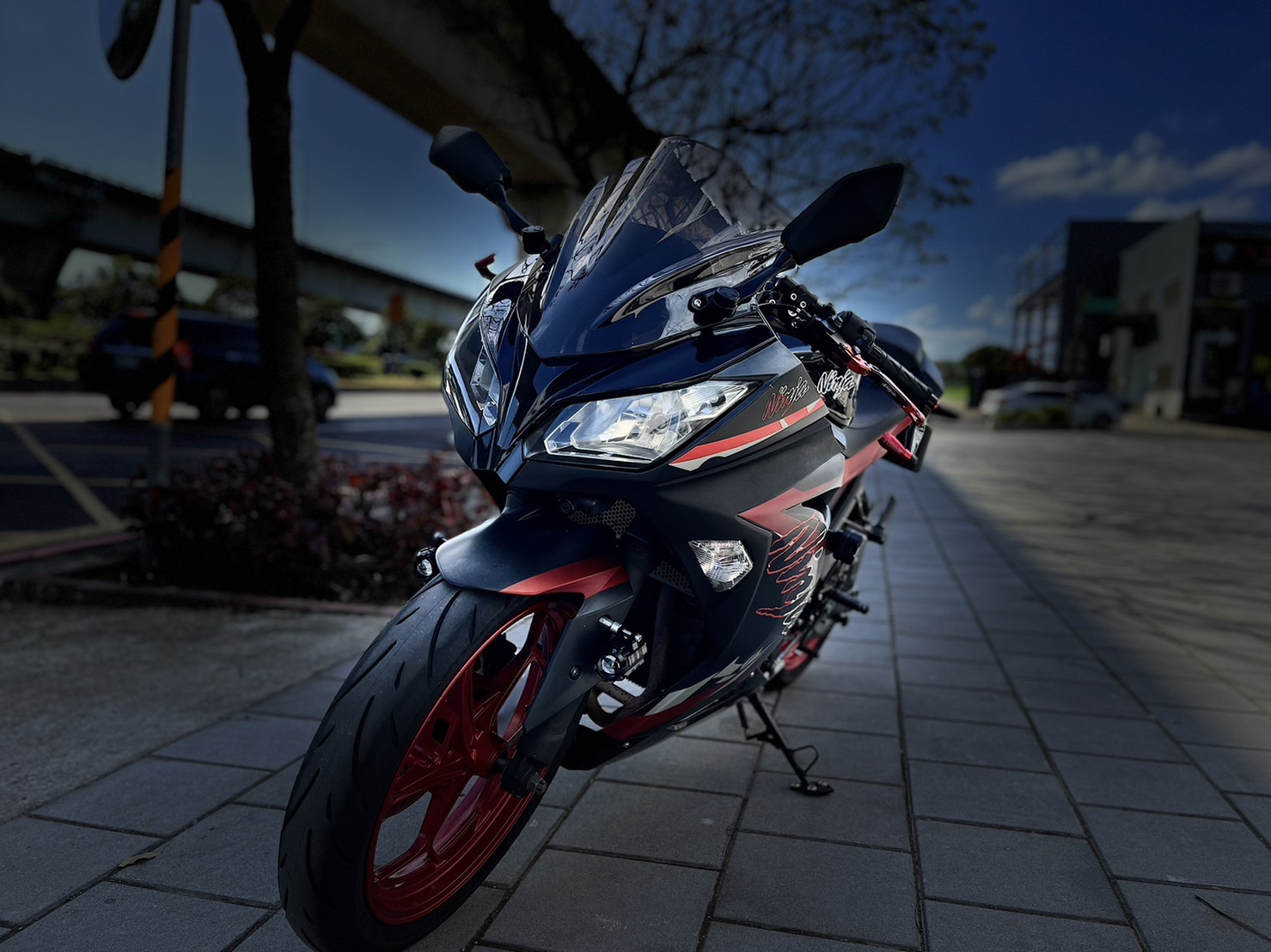 【小資族二手重機買賣】KAWASAKI NINJA300 - 「Webike-摩托車市」 改裝管 WHIZ腳踏後移 小資族二手重機買賣