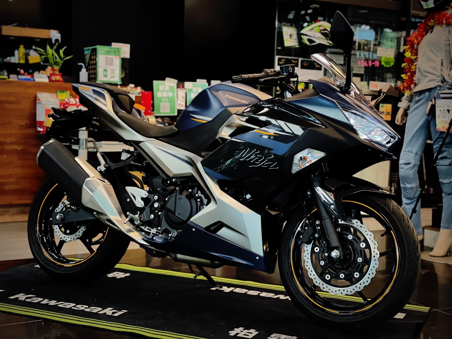 【柏霖動機Kawasak職人-阿弘】KAWASAKI NINJA400 - 「Webike-摩托車市」 內湖柏霖動機x川崎展示中心x原廠認證新古車-Ninja 400