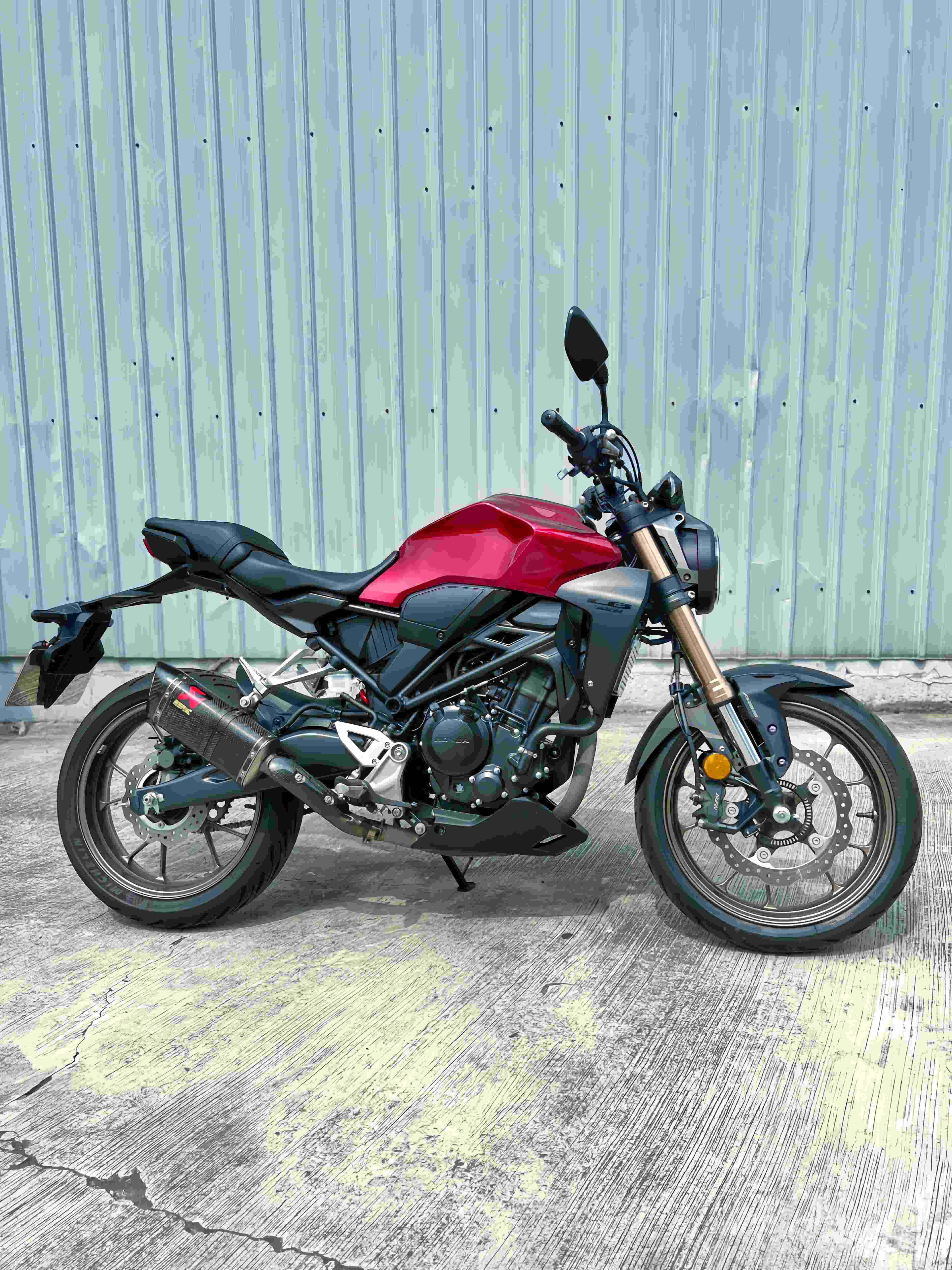 HONDA CB300R - 中古/二手車出售中 2020年 台本車 CB300R 正蠍管 前後行車紀錄器 原漆 無事故 | 阿宏大型重機買賣