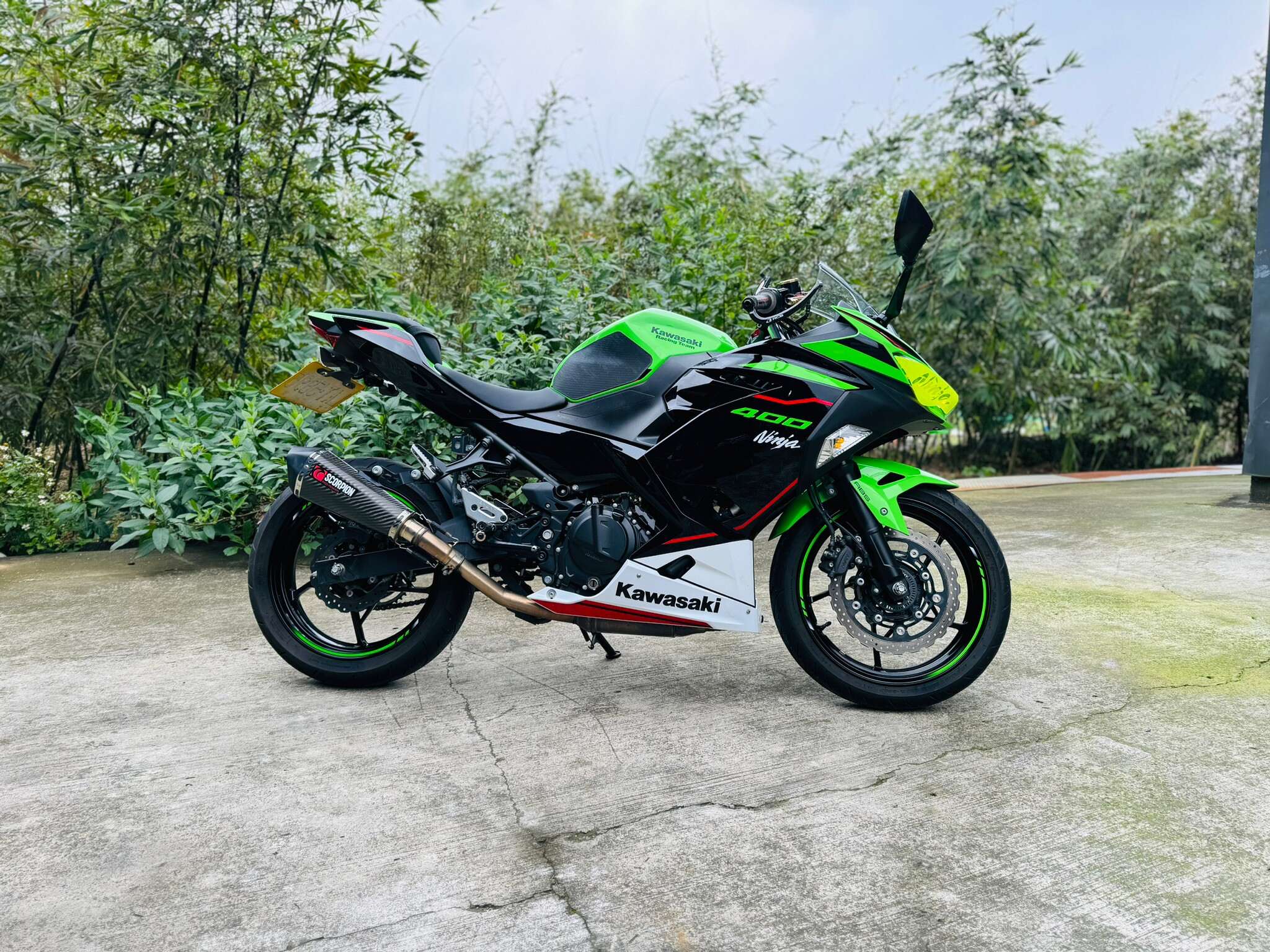 KAWASAKI NINJA400 - 中古/二手車出售中 Kawasaki Ninja 400 英蠍排氣管 原漆無事故 | 摩托販