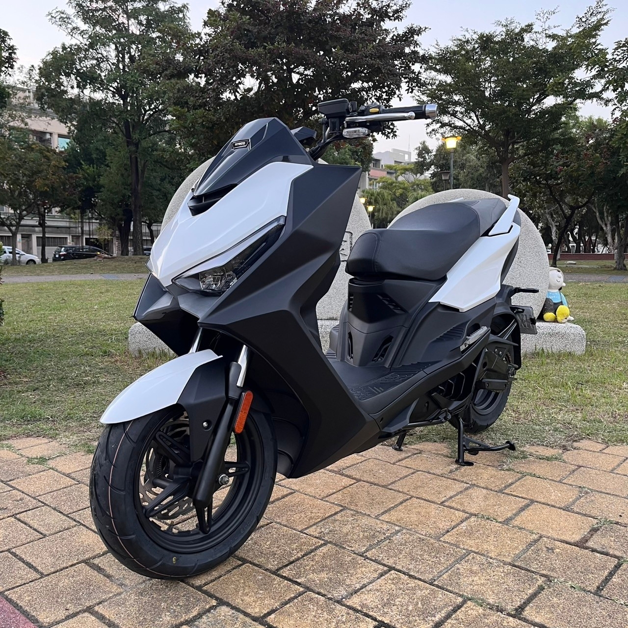 【貳輪嶼中古機車專賣-台南店】光陽 KRV180 - 「Webike-摩托車市」