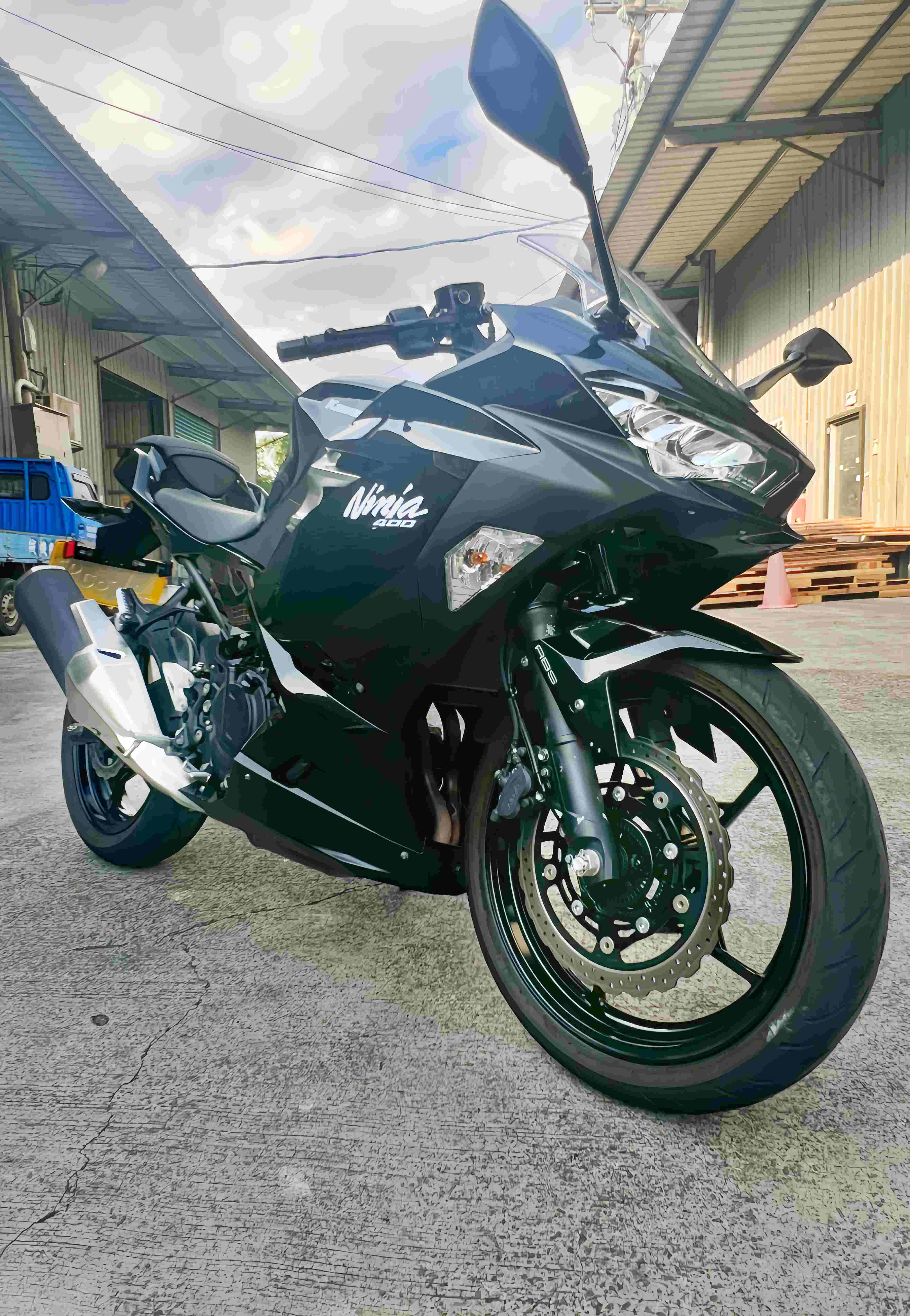 【阿宏大型重機買賣】KAWASAKI NINJA400 - 「Webike-摩托車市」 2021年 NINJA400 稀有黑色系 僅此一台 原廠保固中 原漆 無事故 阿宏大型重機買賣