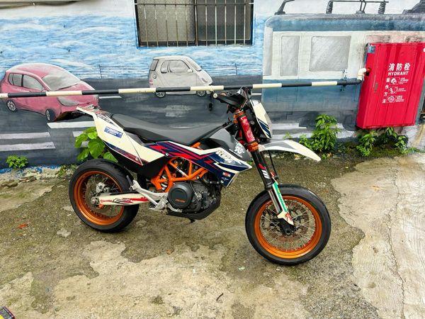 KTM 690SMC R - 中古/二手車出售中 KTM 690 SMC R 公司車 | 個人自售