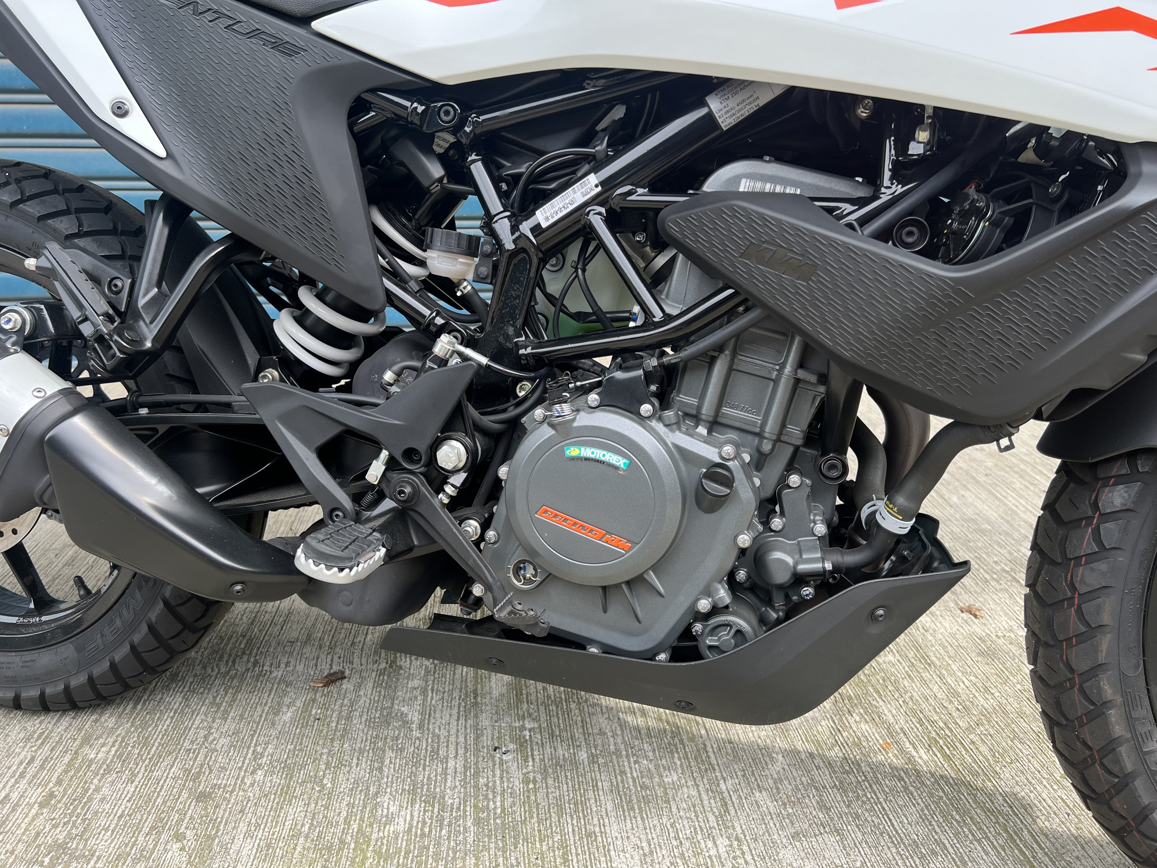 KTM 250 ADVENTURE - 中古/二手車出售中 2022年 安東車 Duke250 adv 一手 無摔 無事故 僅跑 1XX公里 阿宏大型重機買賣 | 阿宏大型重機買賣