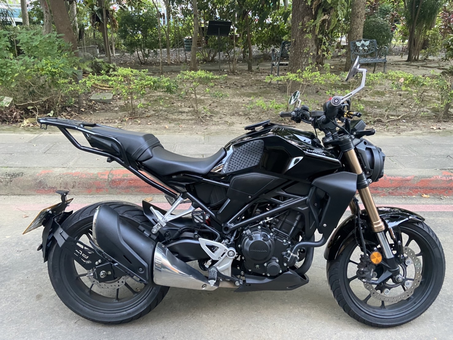 【個人自售】HONDA CB300R - 「Webike-摩托車市」 美車託售2021年台本車.車況極佳.妥善率高.立馬可環島.全額銀貸免保人