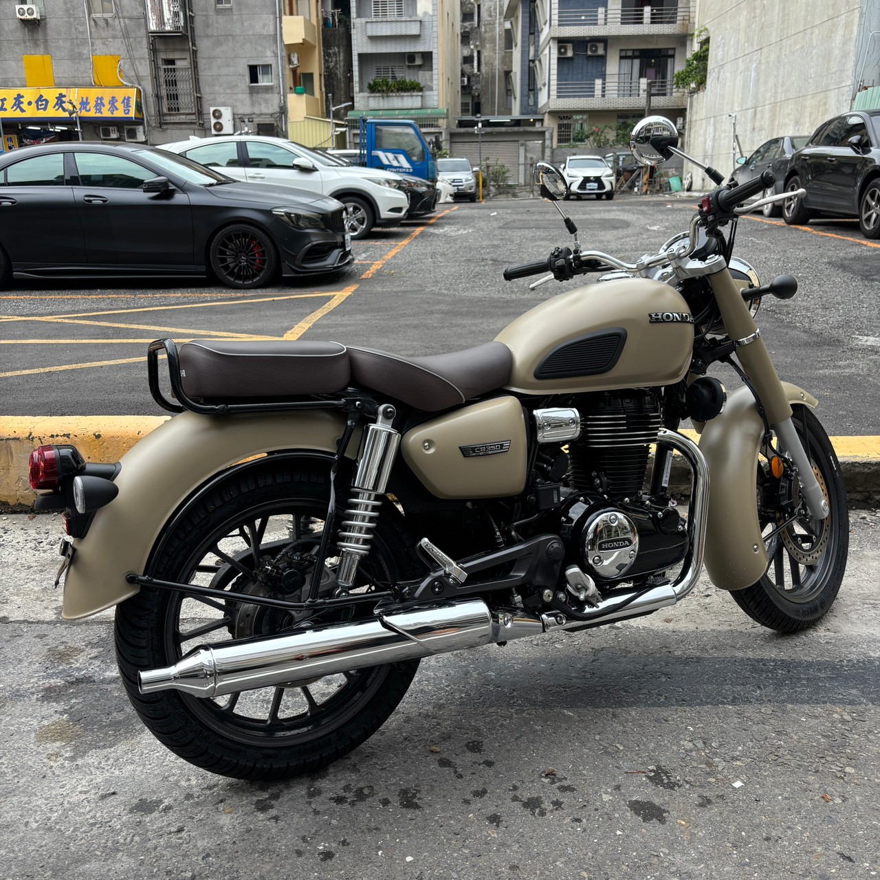 HONDA CB350新車出售中 售 2024 CB350 DLX PRO 黃牌復古 CB350皇家版 CB350棕色 CB350沙色 | 飛翔國際