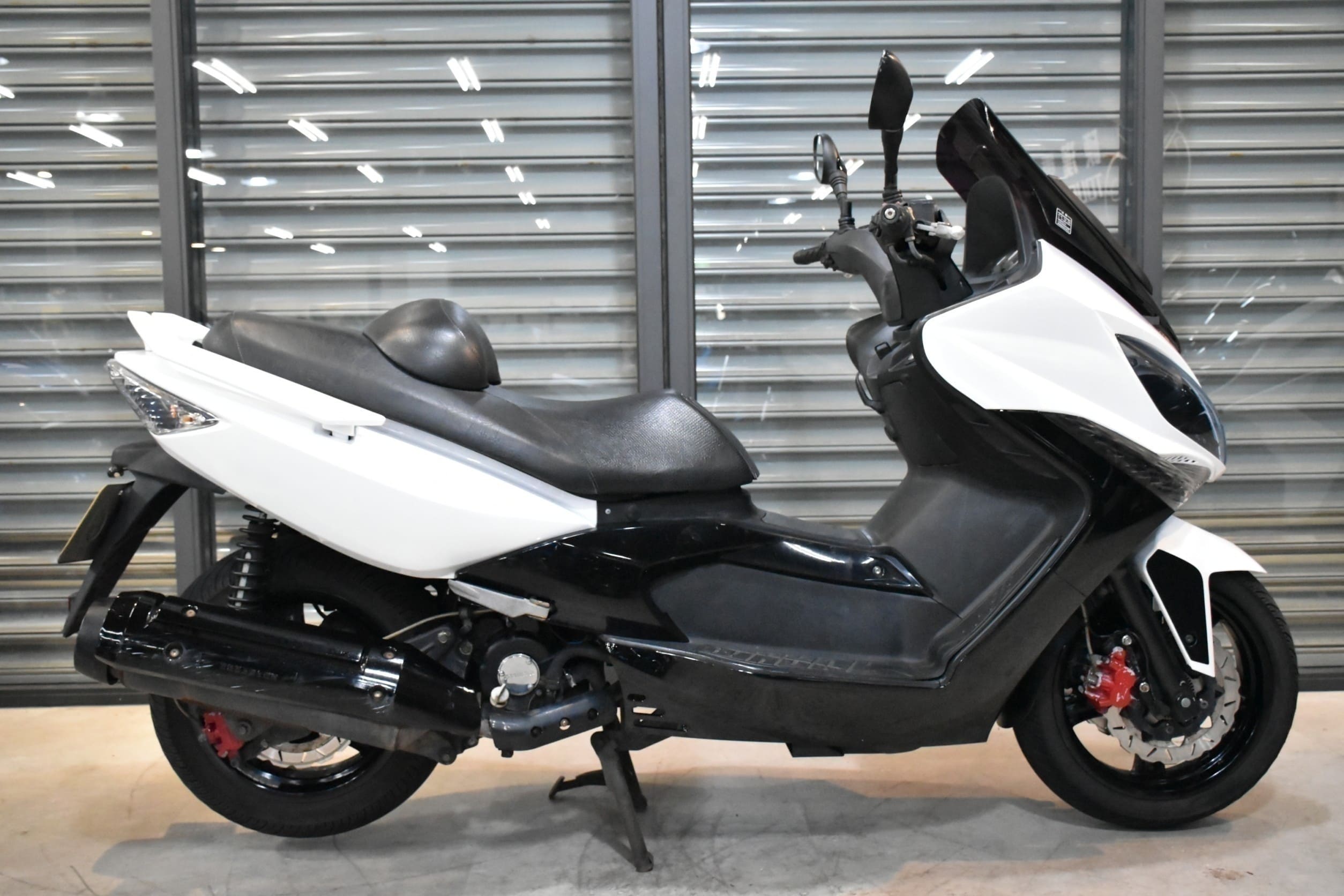 KYMCO XCTING R - 中古/二手車出售中 2015年 KYMCO XCITING R300/0元交車/分期貸款/車換車/線上賞車/到府交車 | 翊帆國際重車