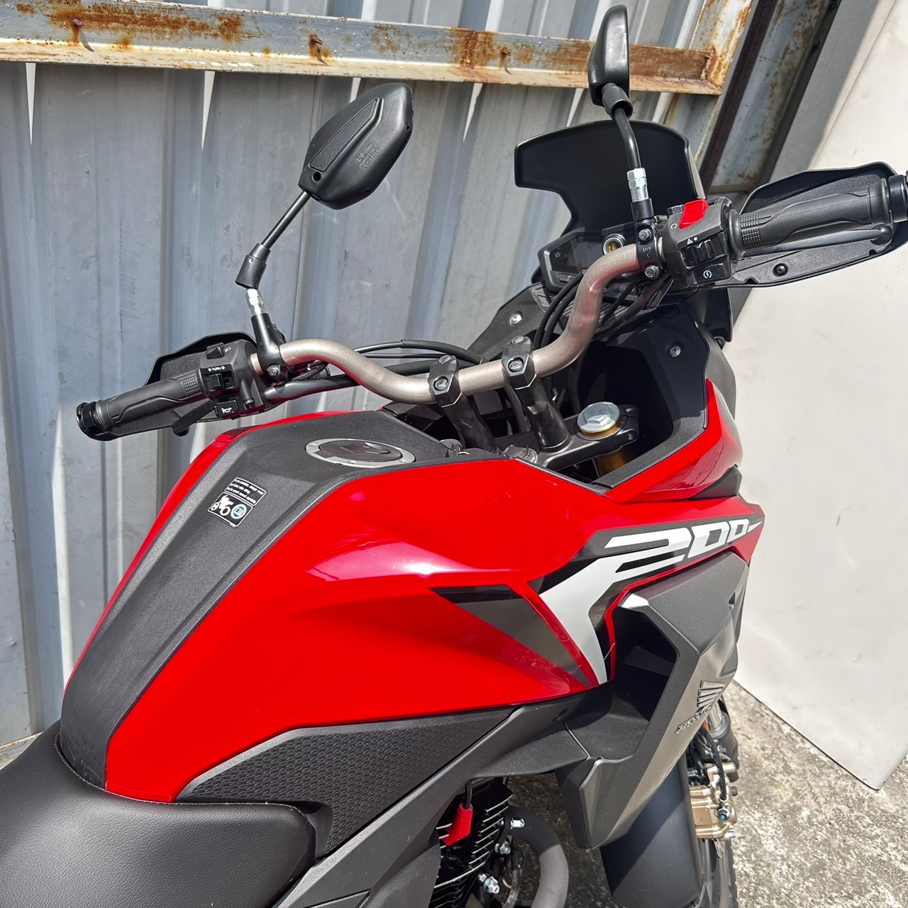 HONDA CB200X新車出售中 售 2024 CB200X HONDA 新車 | 飛翔國際