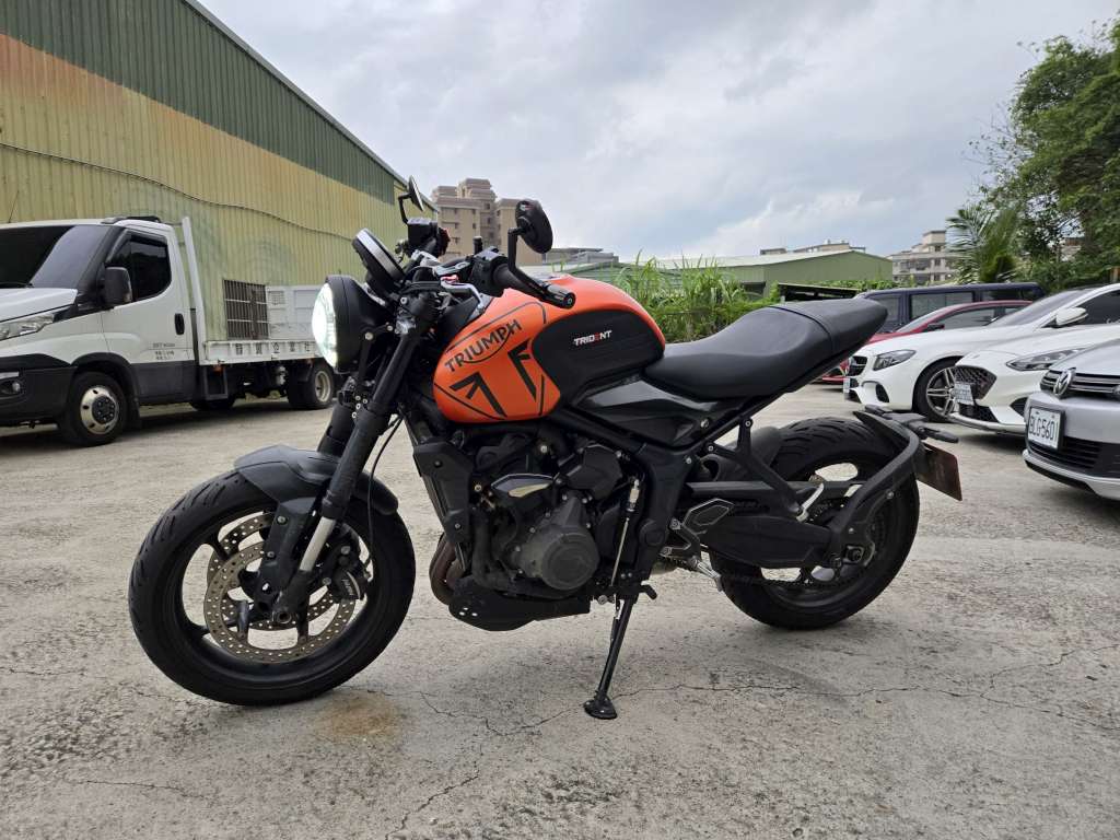 TRIUMPH  凱旋  TRIDENT 660 - 中古/二手車出售中 [出售] 2022年 TRIUMPH  凱旋 TRIDENT 660 | 老爹重機