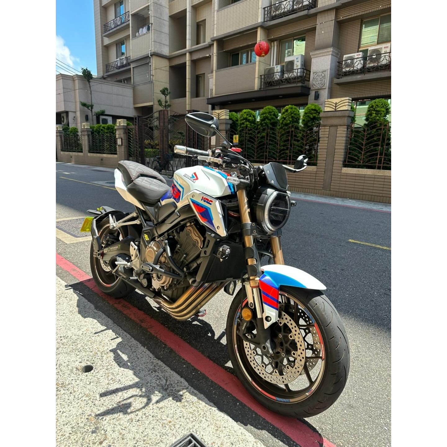 HONDA CB650R - 中古/二手車出售中 【爵士小詩】2021年HONDA CB650R 台本車 | 個人自售