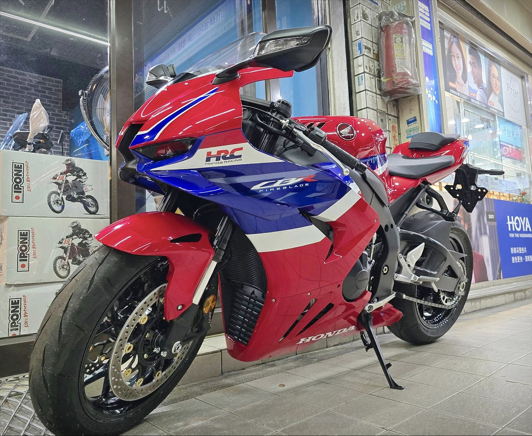 【勝大重機】HONDA CBR1000RR-R FIREBLADE - 「Webike-摩托車市」 【勝大重機】2024 HONDA CBR1000RR-R HRC 日規 全馬力 全新車售價$126.8萬